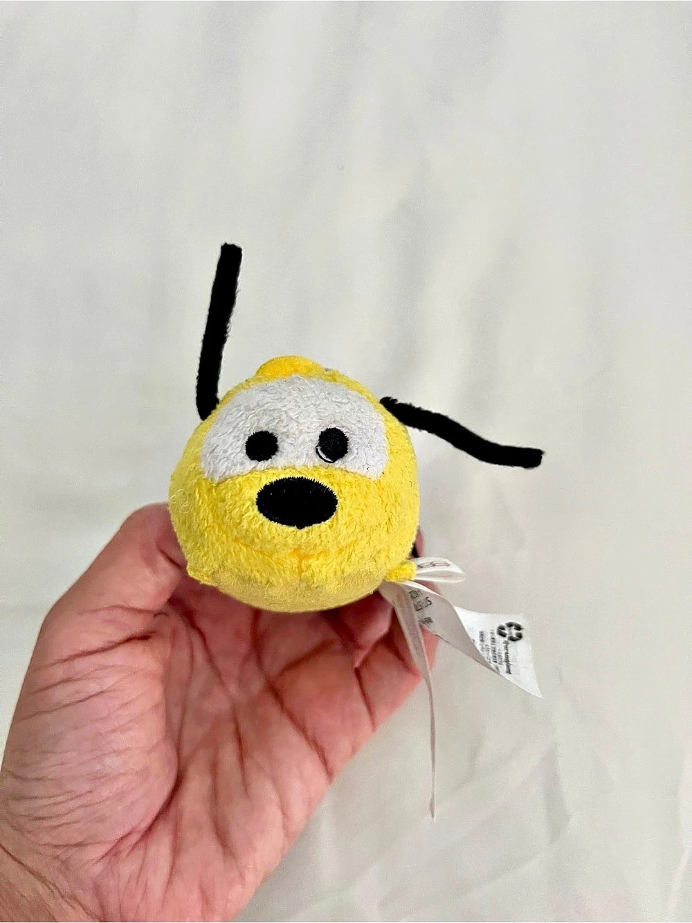 Disney Tsum Pluto Mini Plush Yellow & Black